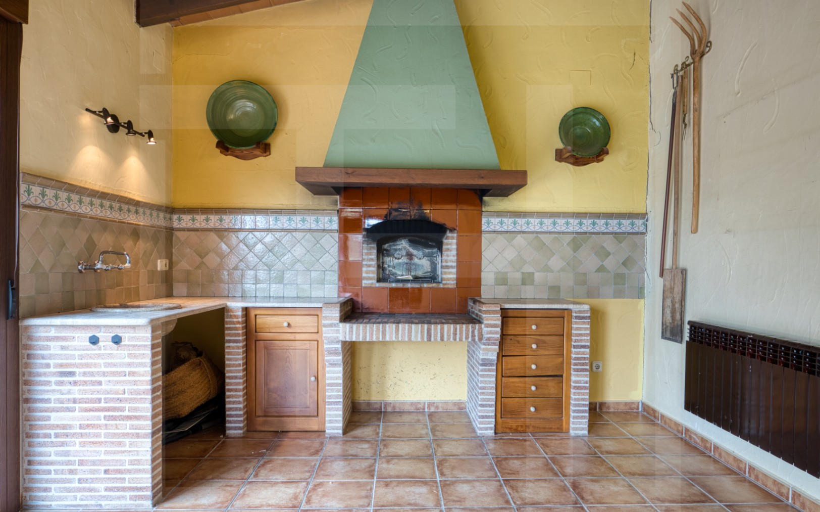 Charming Finca for Sale in Benissa Countryside with Sea Views and Flat Plot