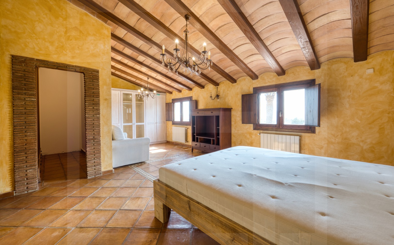 Encantadora Finca en Venta en el Campo de Benissa con Vistas al Mar y Parcela Llana
