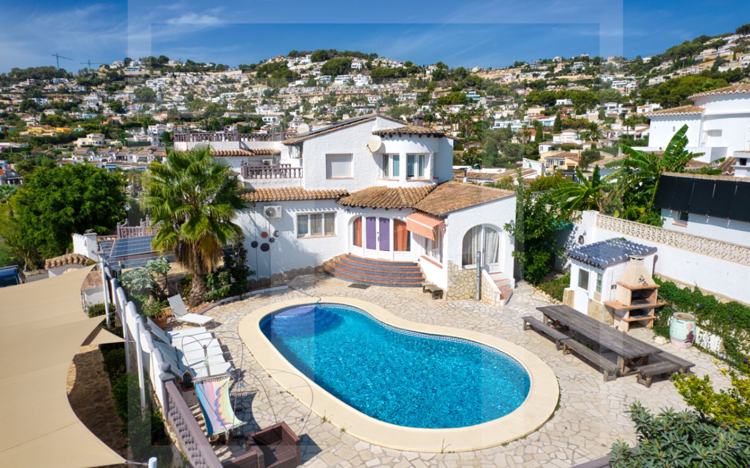Espectacular villa mediterránea con impresionantes vistas al mar en Moraira