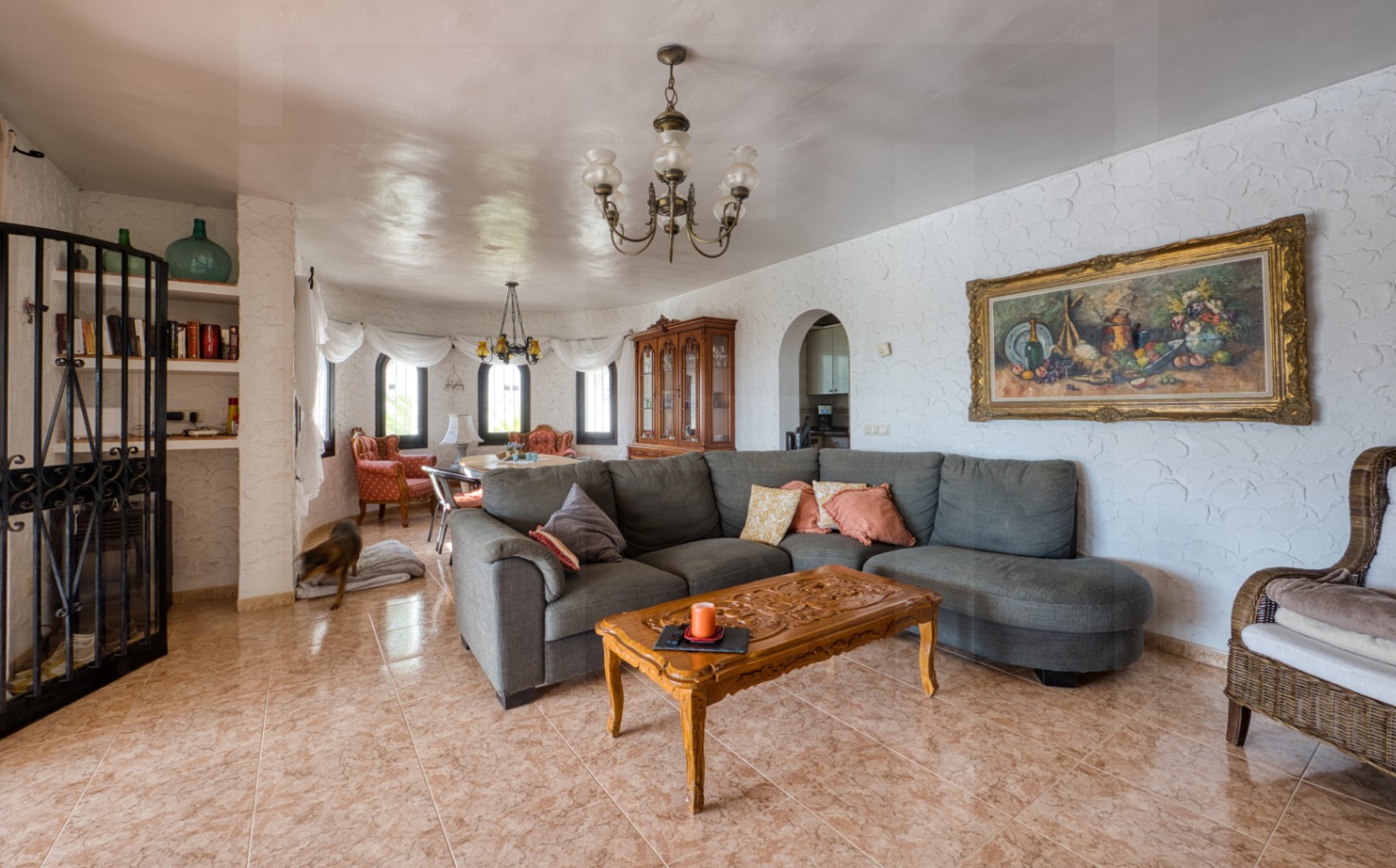 Oportunidad Exclusiva: Villa con Vistas al Mar y Potencial Excepcional