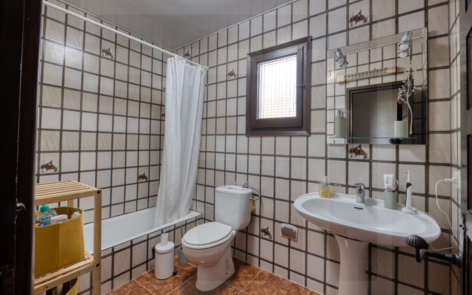 Oportunidad Exclusiva: Villa con Vistas al Mar y Potencial Excepcional
