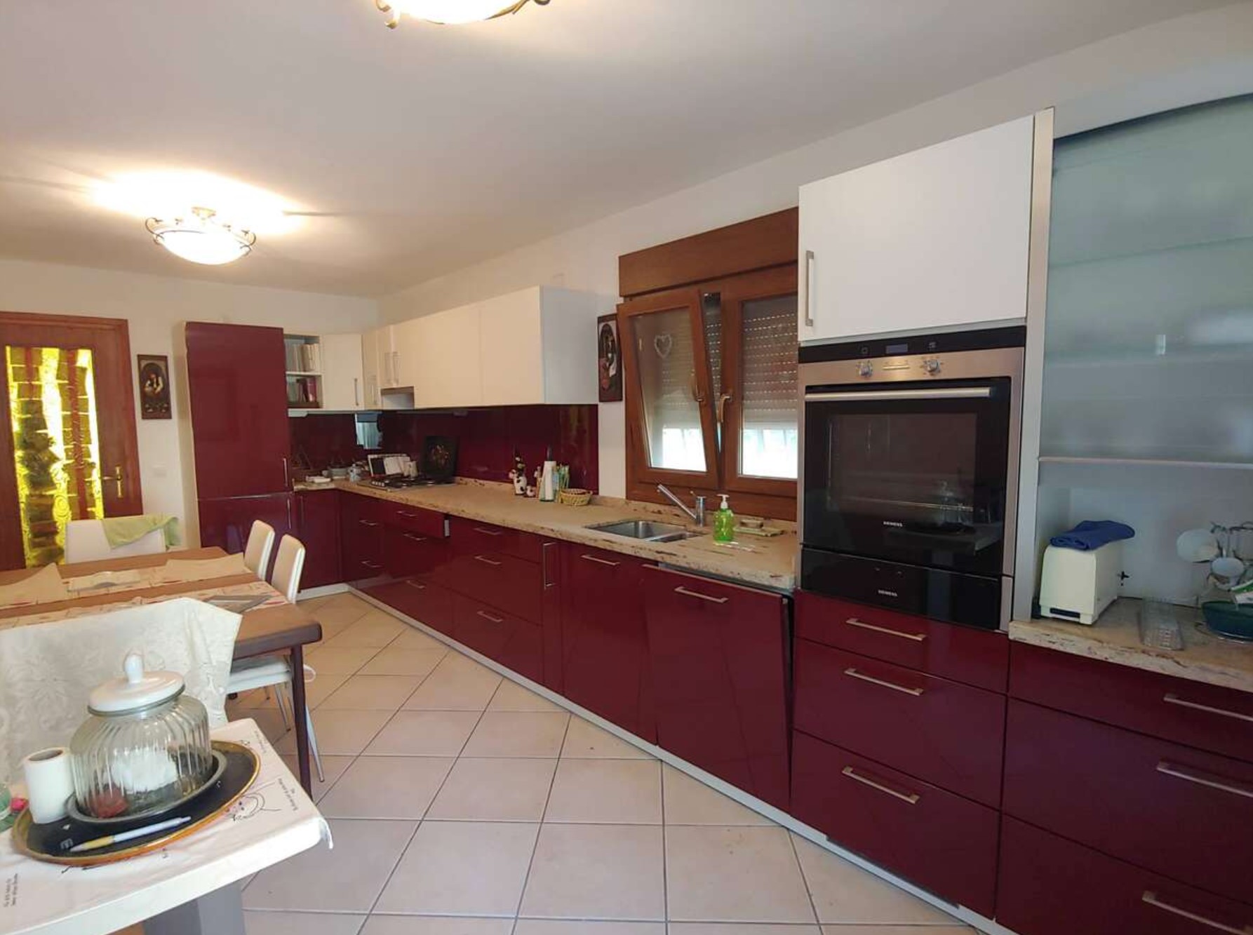Chalet with Renovation Potential Near La Fustera Beach