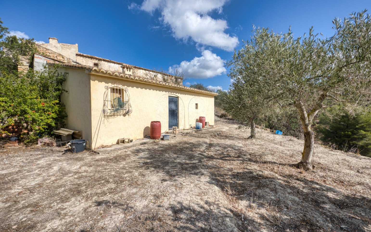 Country House for Sale in Benissa – With Mountain Views