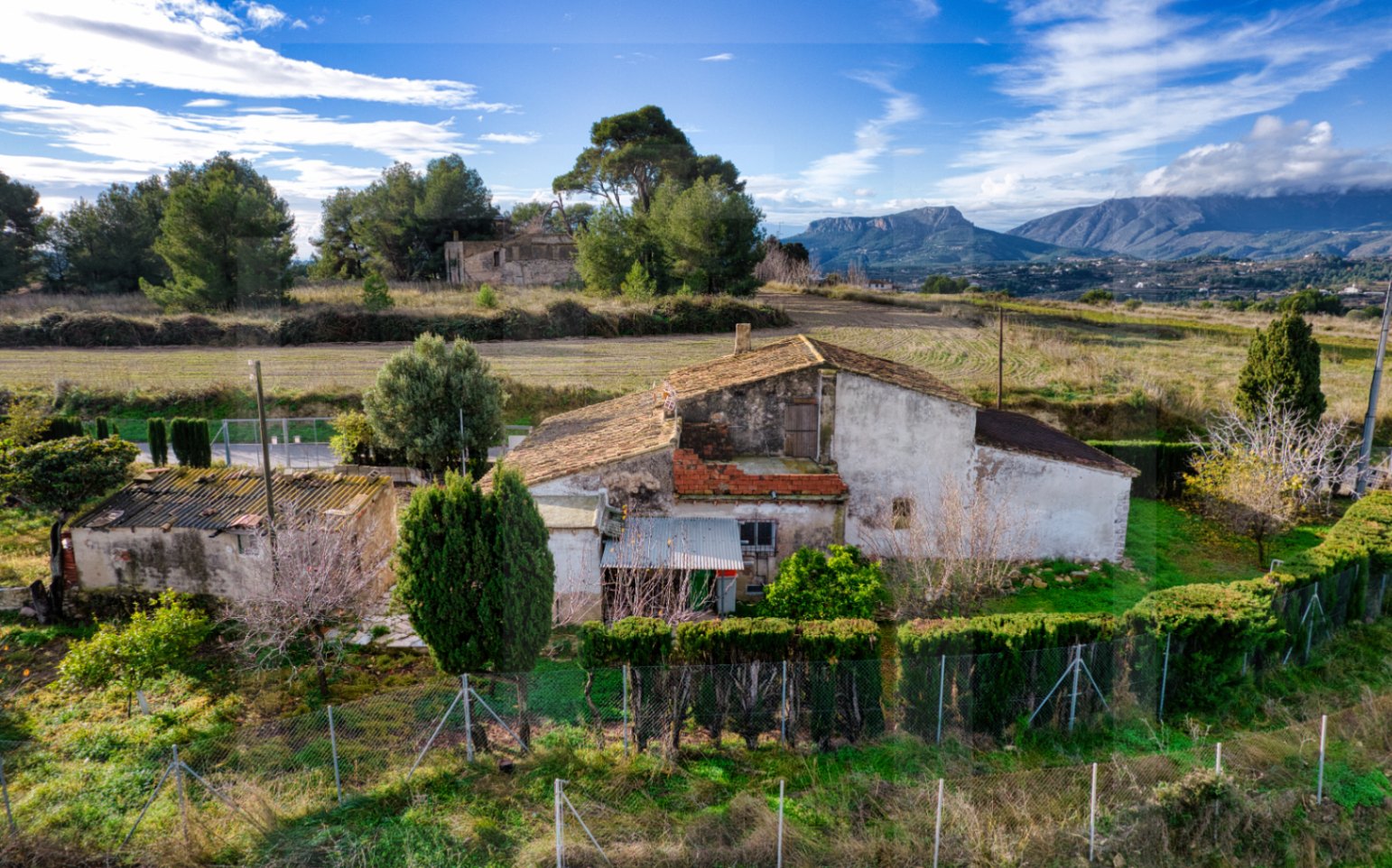 Countryside Property for Renovation in Benissa
