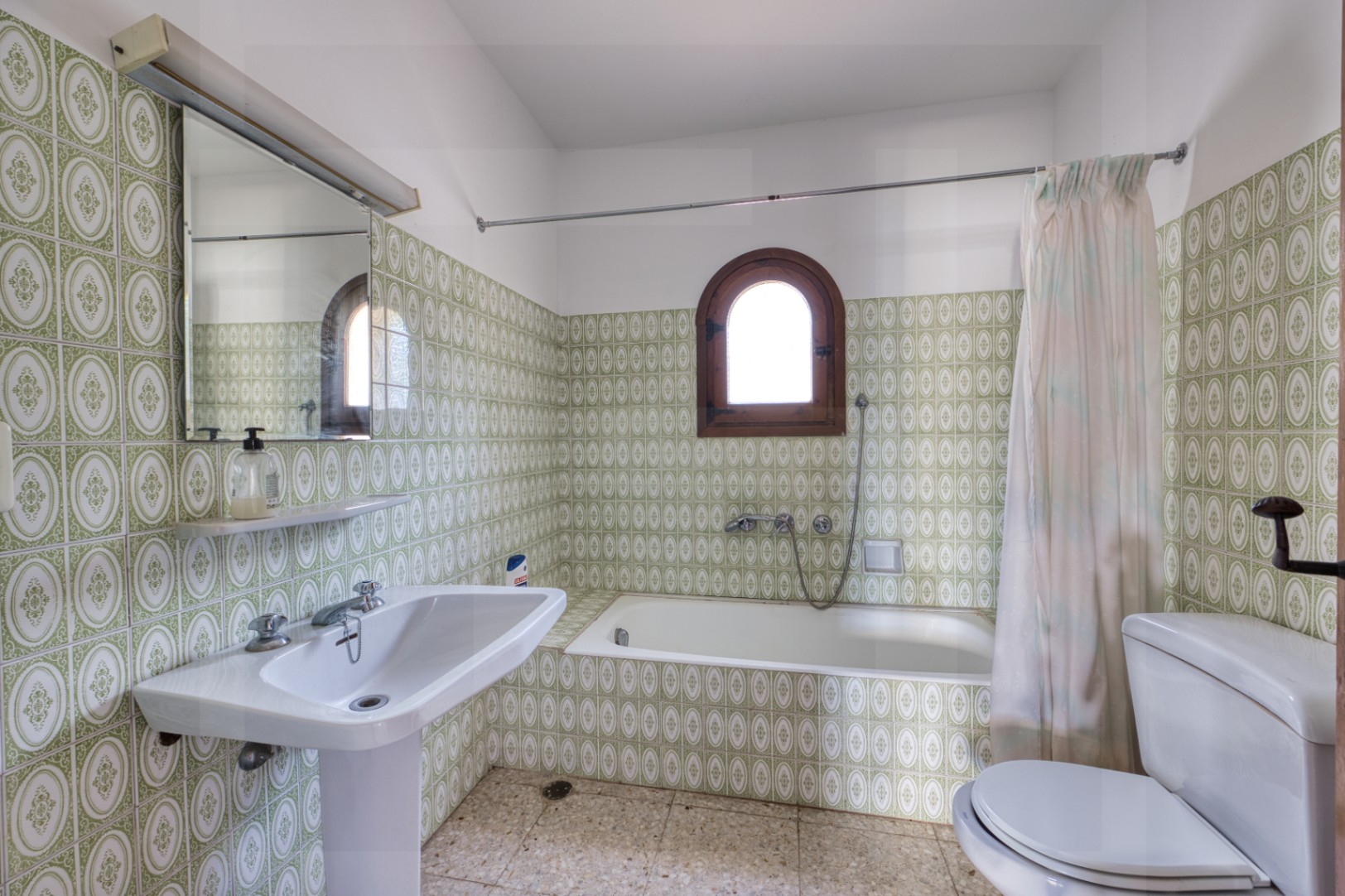 Villa mediterránea con vistas abiertas al mar en Montemar, Benissa