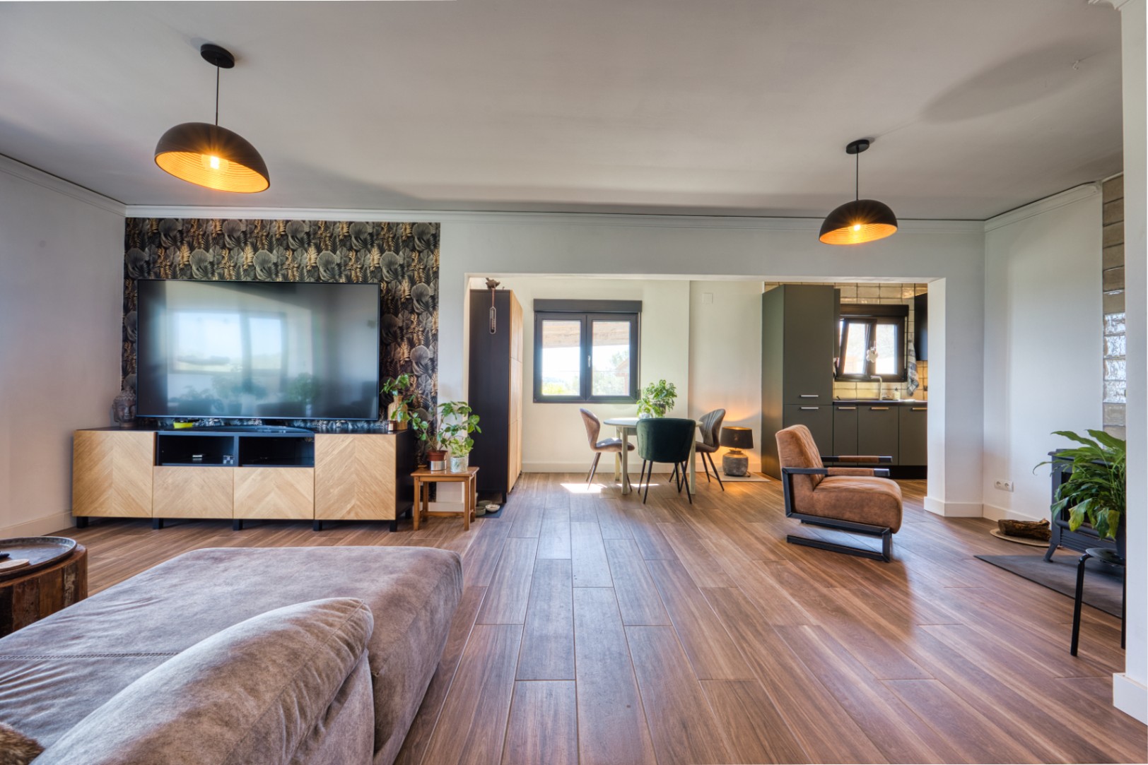 Villa de lujo en el campo en venta en Benissa con vistas al mar, apartamento de invitados y parcela de 4,000m²