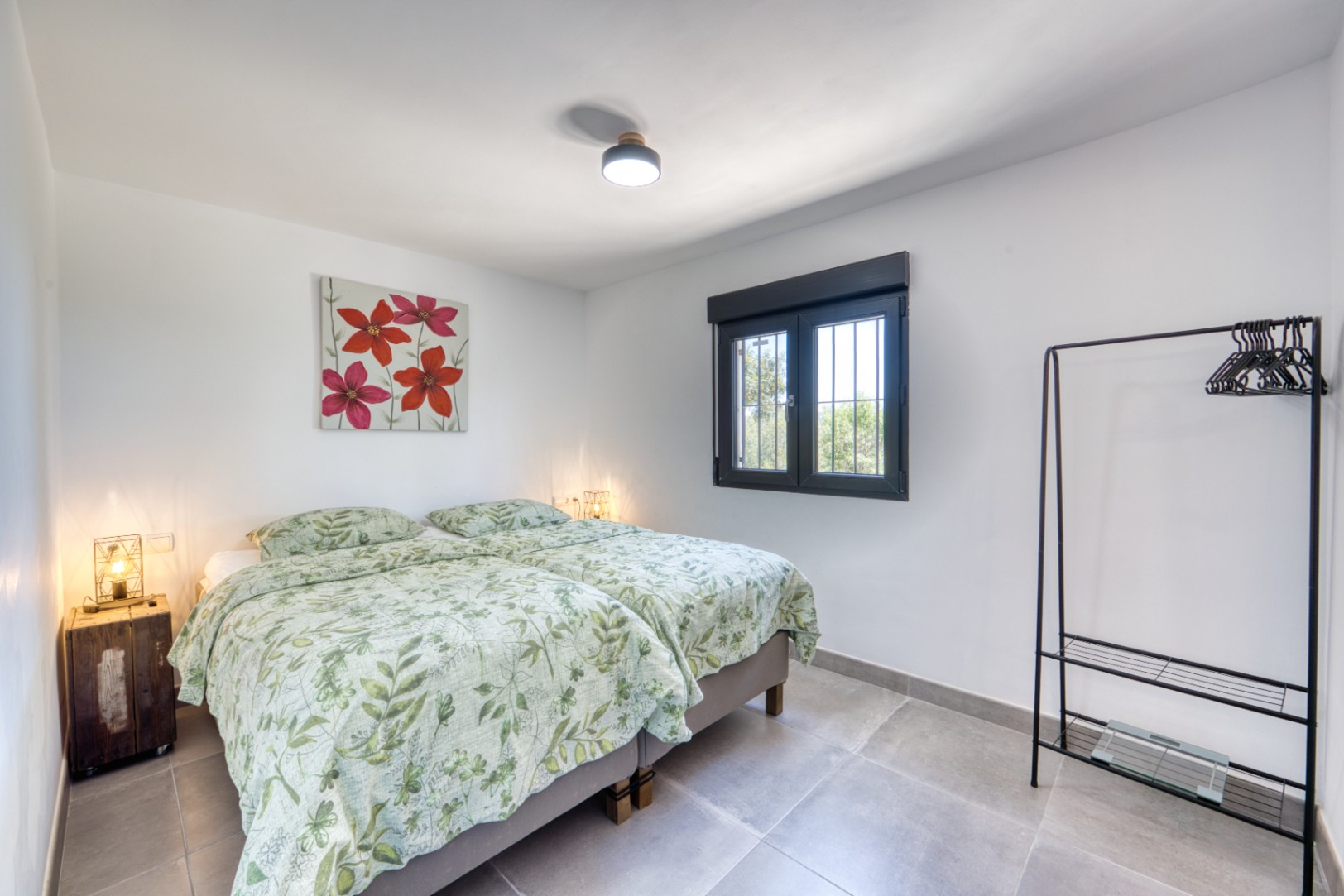 Villa de lujo en el campo en venta en Benissa con vistas al mar, apartamento de invitados y parcela de 4,000m²