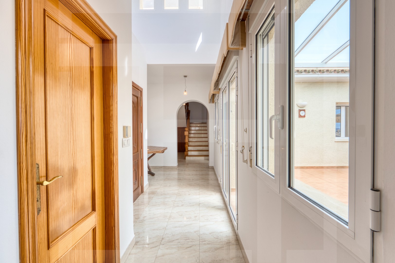 Villa for sale in La Sella with views of the sea, golf, and Montgó.
