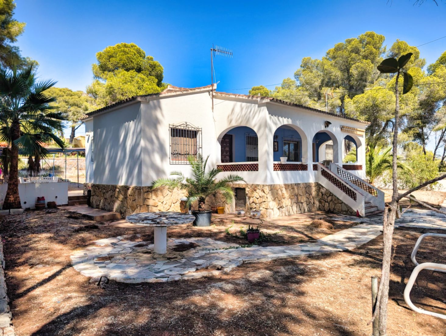 Oportunidad de renovación con vistas al mar en La Fustera, Benissa