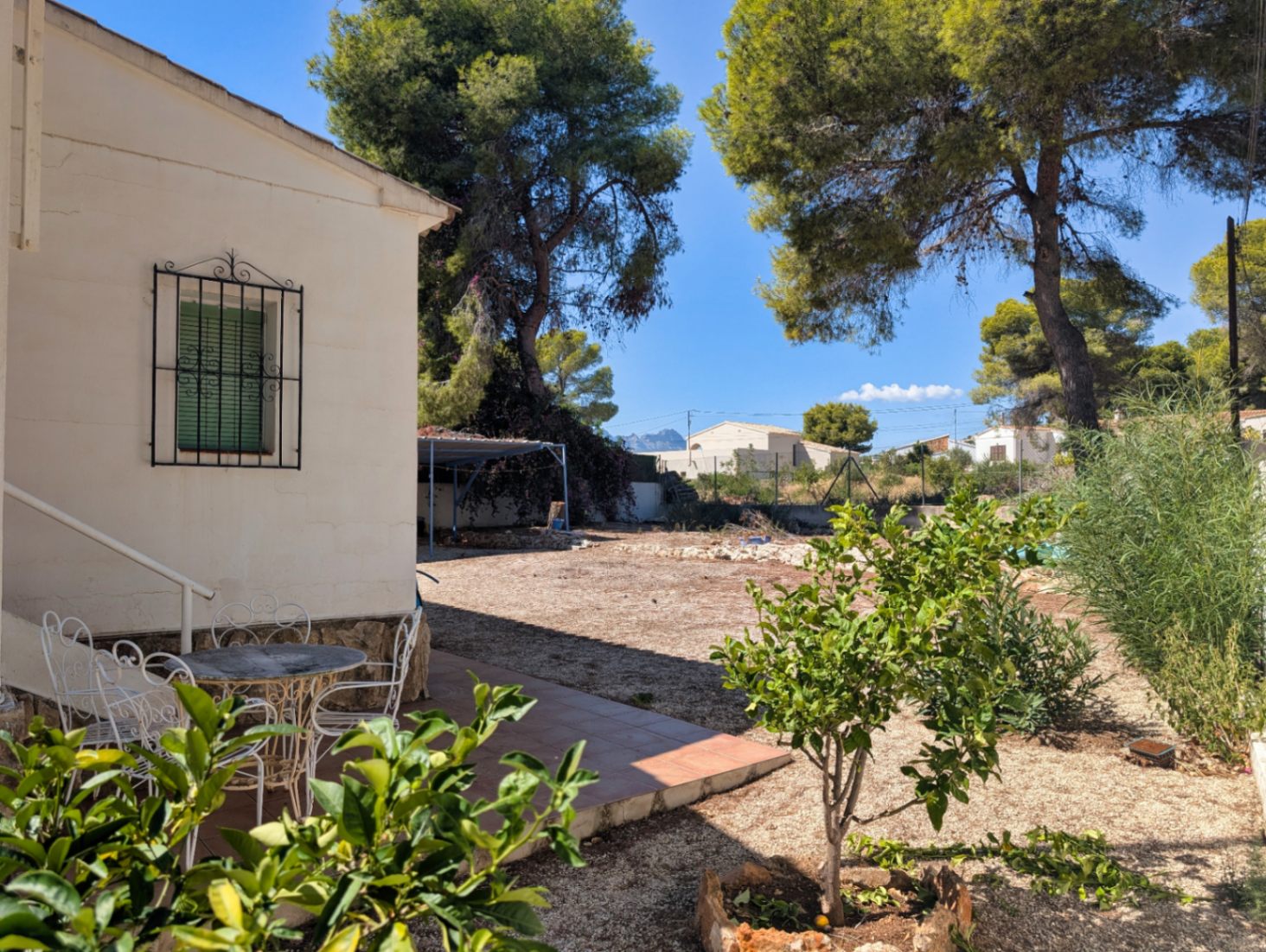 Oportunidad de renovación con vistas al mar en La Fustera, Benissa