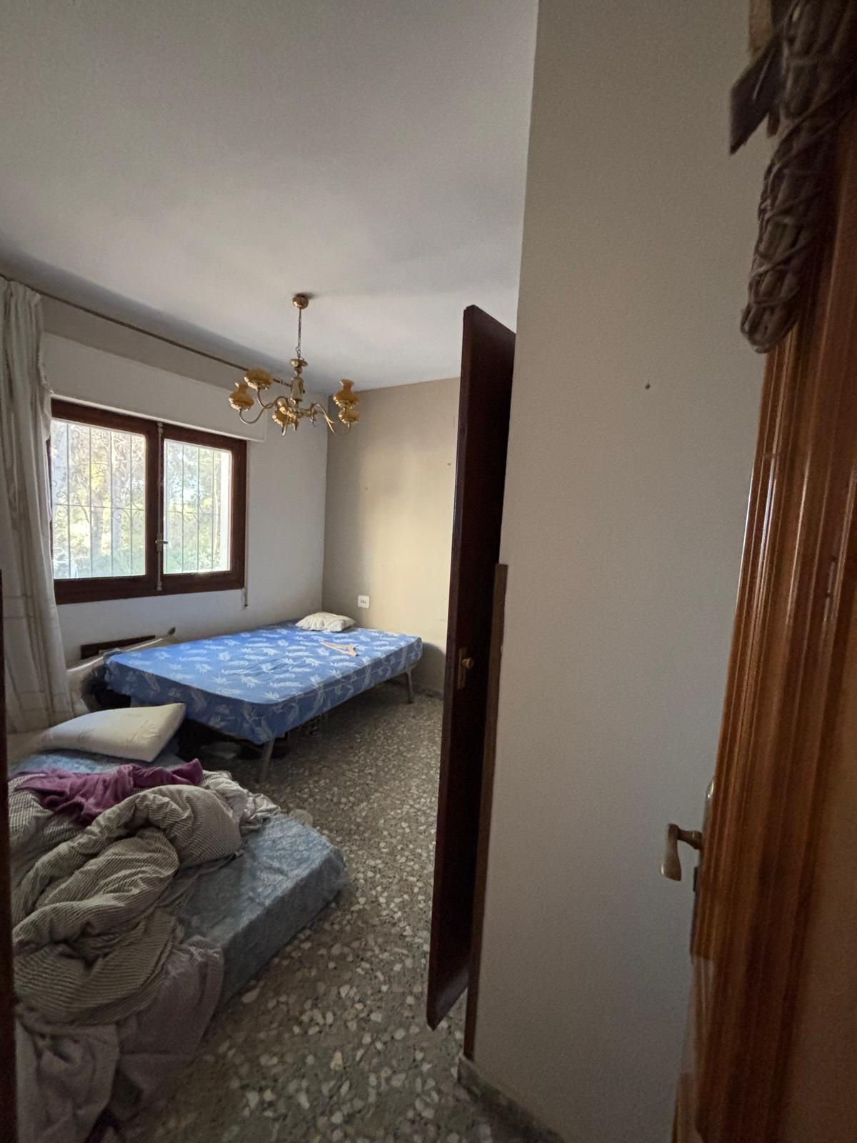 Oportunidad de renovación con vistas al mar en La Fustera, Benissa