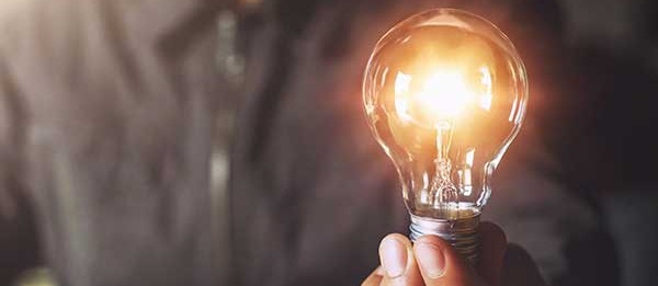 La Importancia de Elegir la Iluminación Adecuada para el Interior y Exterior de tu Vivienda en Benissa