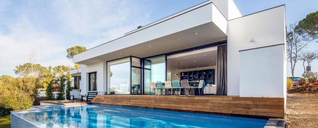 Cómo Obtener Alta Rentabilidad con el Alquiler Vacacional de Villas en Benissa y Moraira